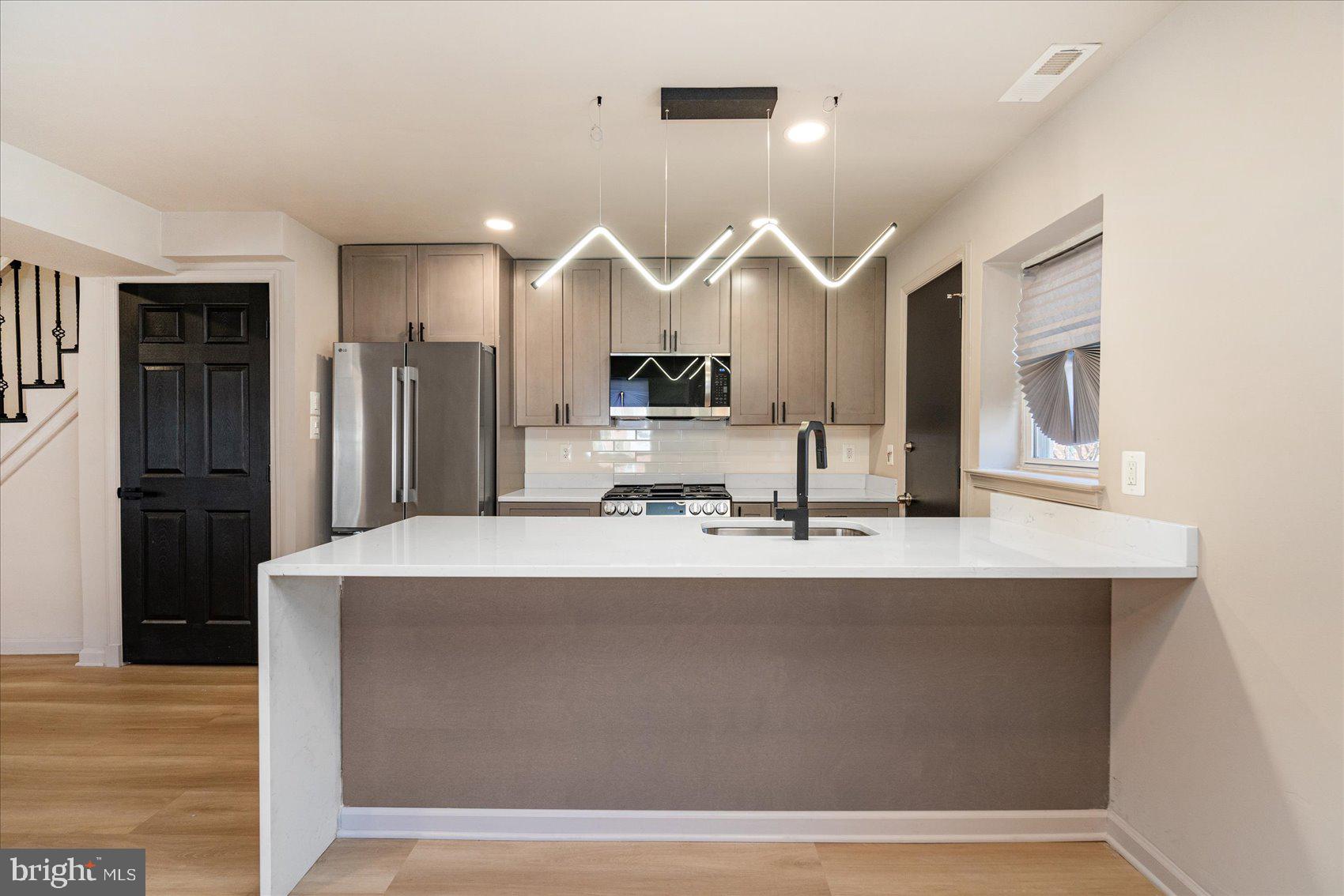 ARLINGTON - Residential