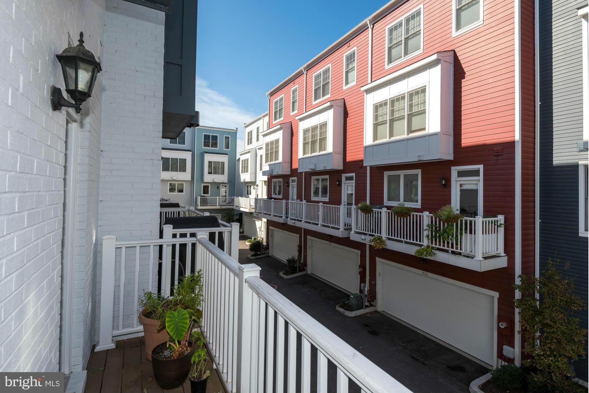 JAMES BLAND HOMES - Residential Lease