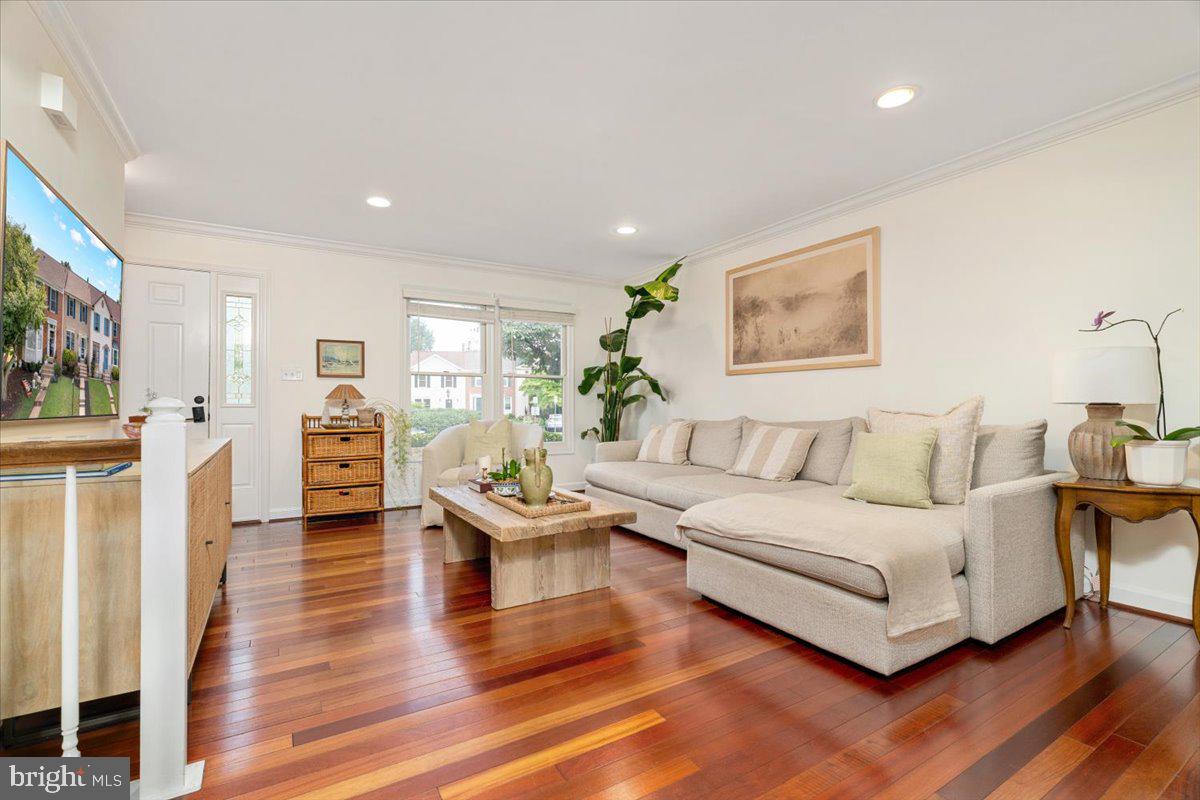21226 HEDGEROW TERRACE