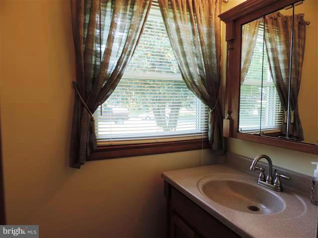 ADAMS HEIGHTS - Residential