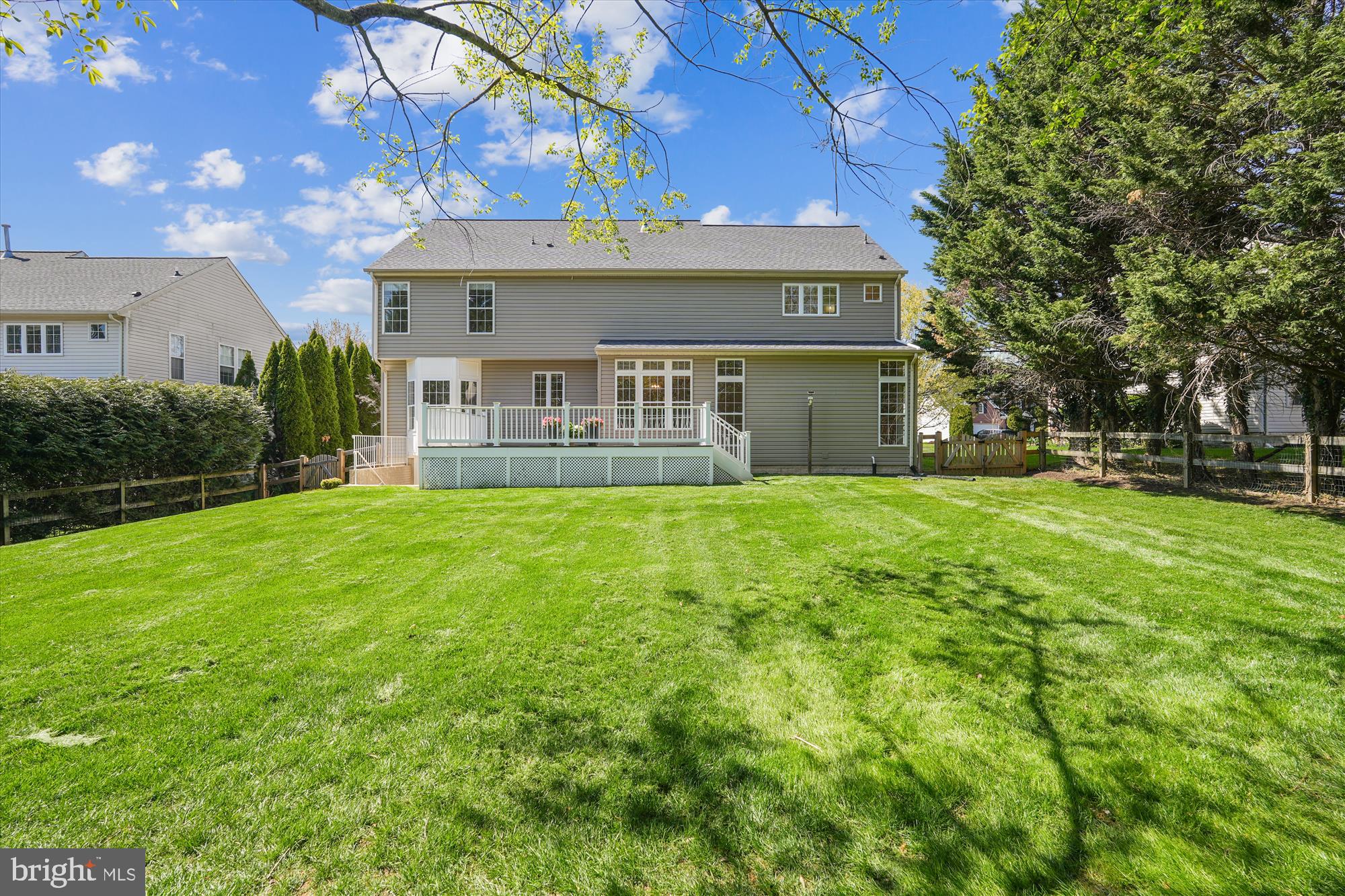 OATLAND FARM - Residential