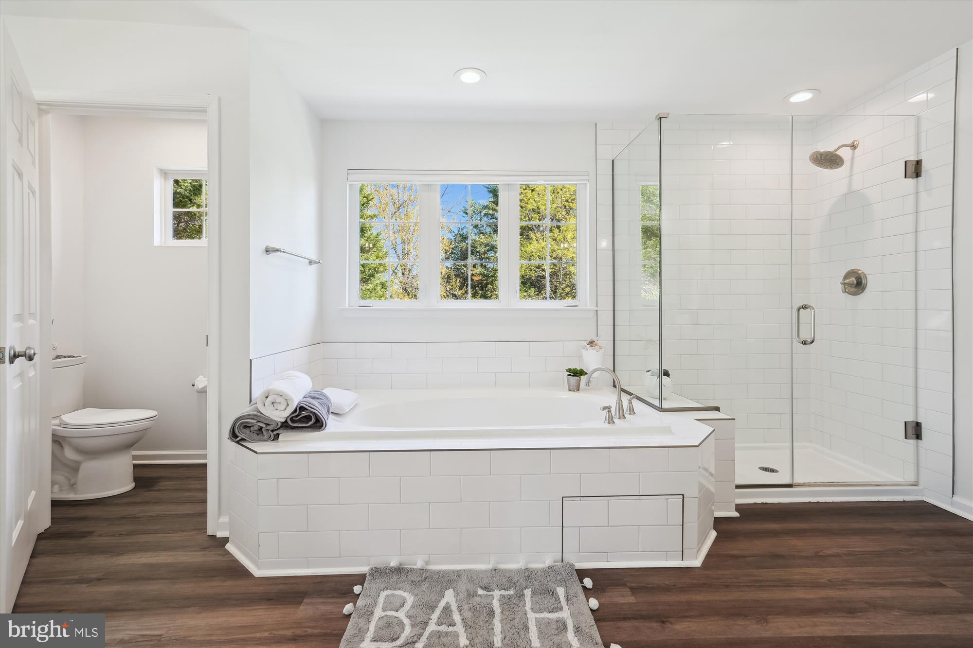 OATLAND FARM - Residential