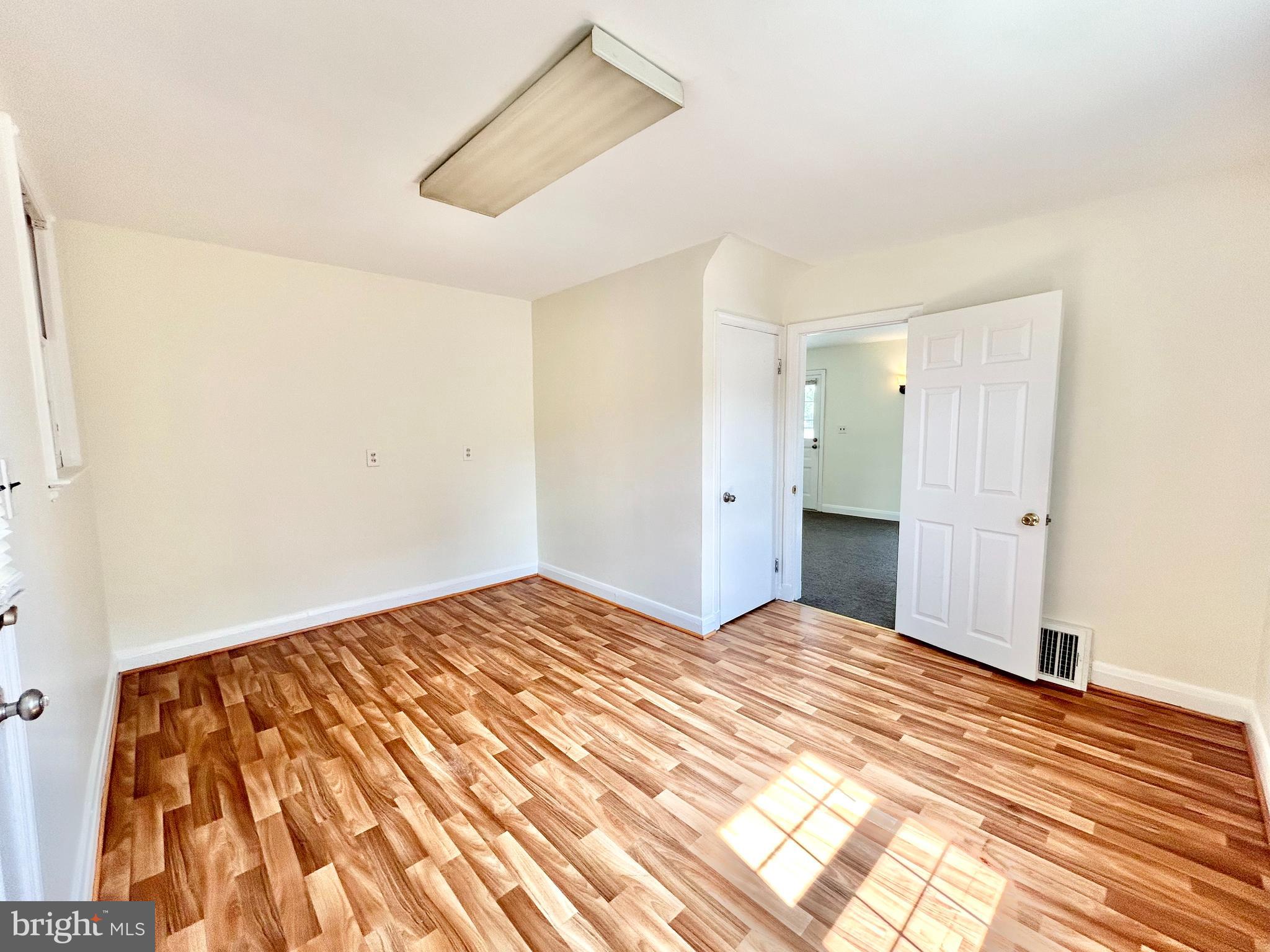 203 OLD PADONIA