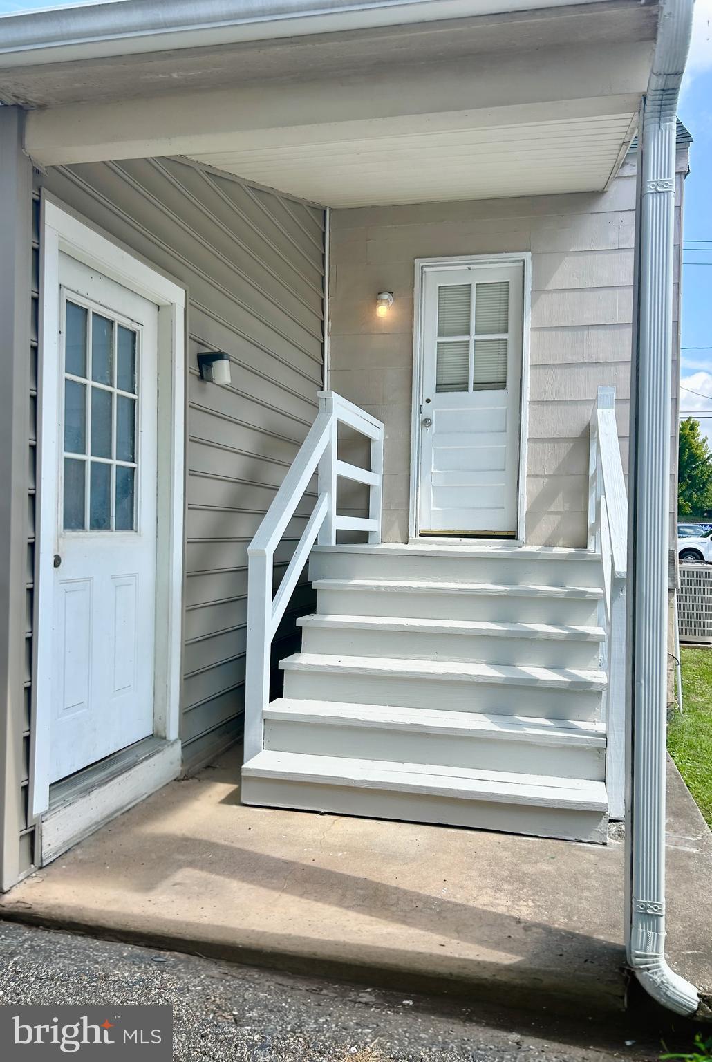 203 OLD PADONIA