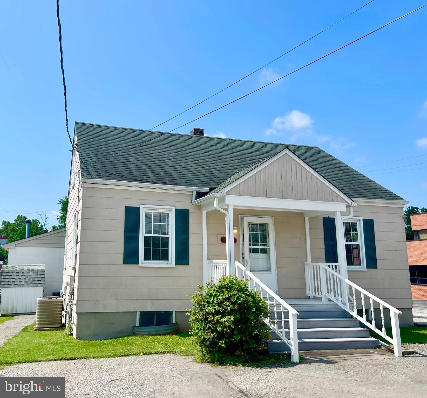 203 OLD PADONIA