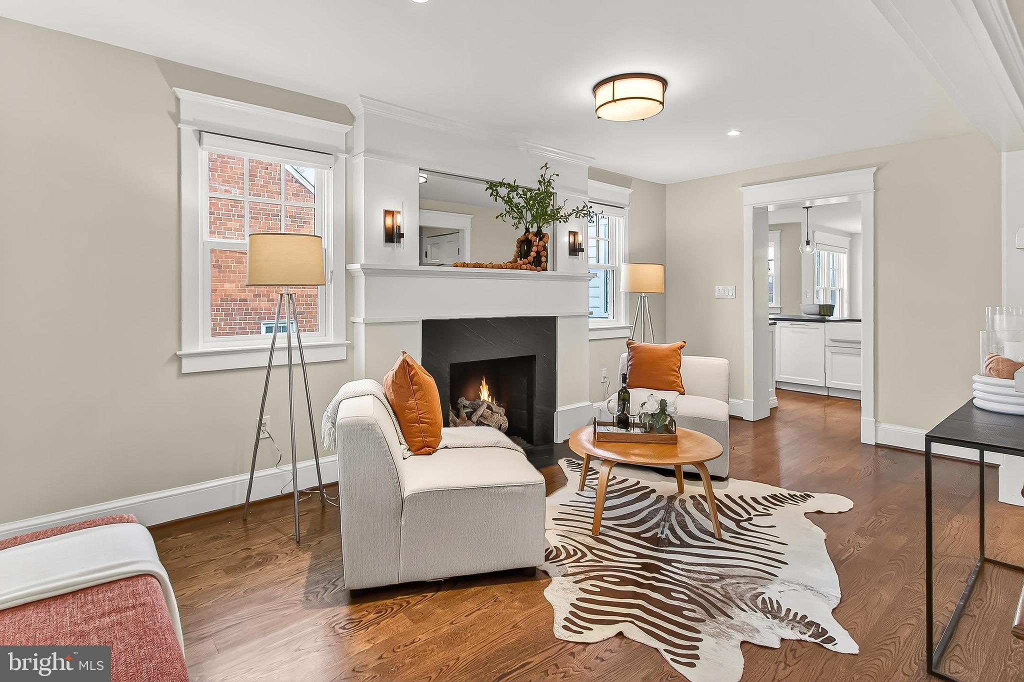 WHISTLING PINES - Residential