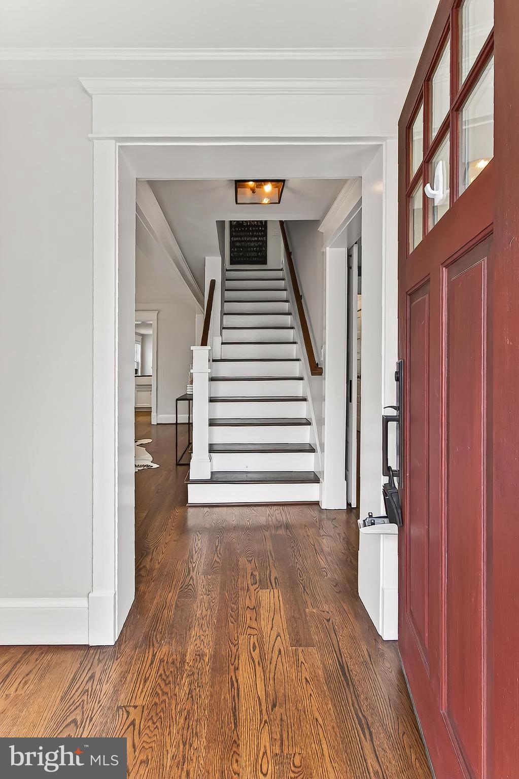 WHISTLING PINES - Residential