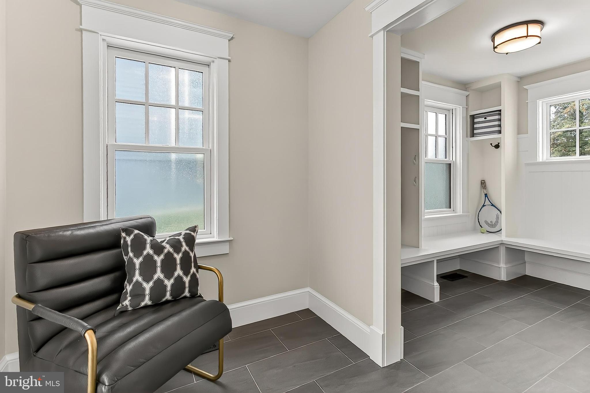 WHISTLING PINES - Residential