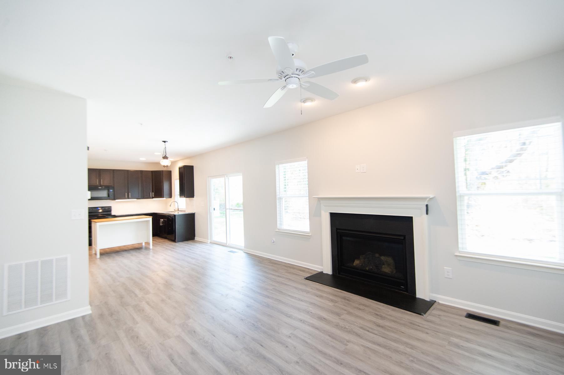 138 REGULATOR DRIVE N