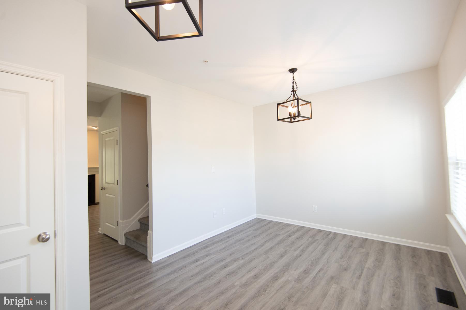 138 REGULATOR DRIVE N