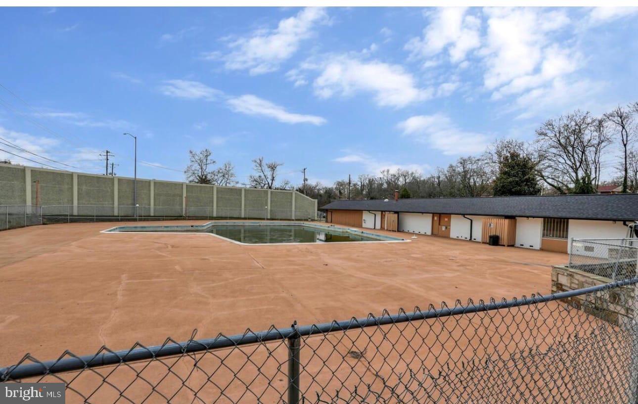 WILSON BRIDGE CONDOS - Residential