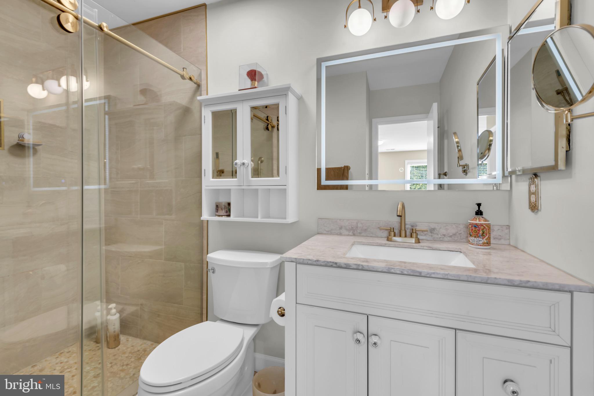 STRATFORD DOWNS - Residential