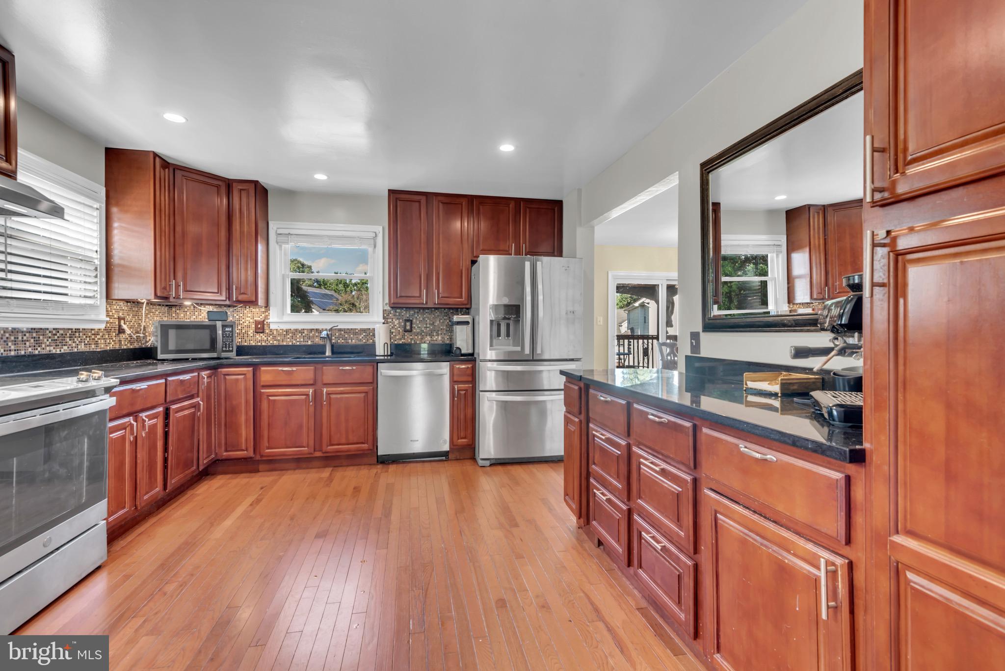 STRATFORD DOWNS - Residential