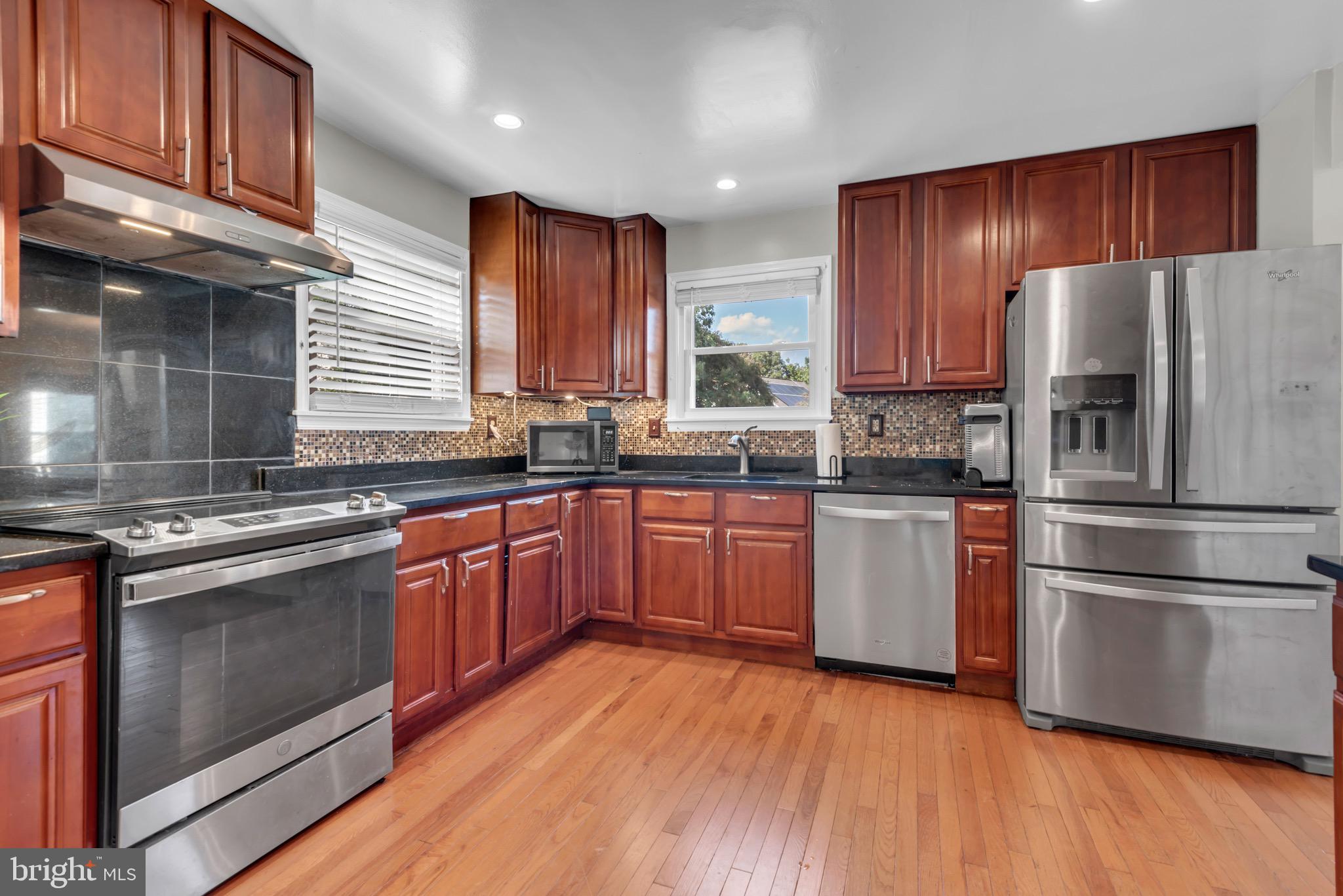 STRATFORD DOWNS - Residential