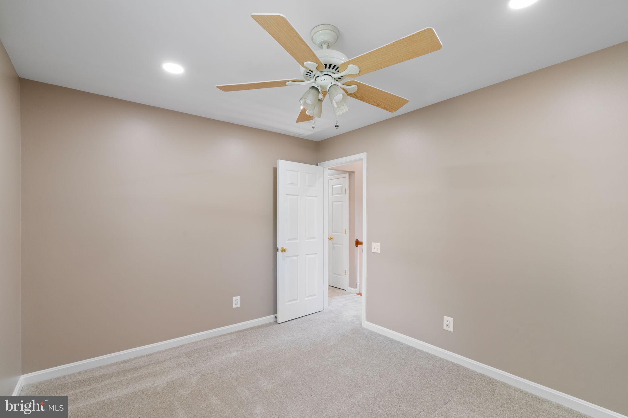 WINDING CREEK ESTATES - Residential