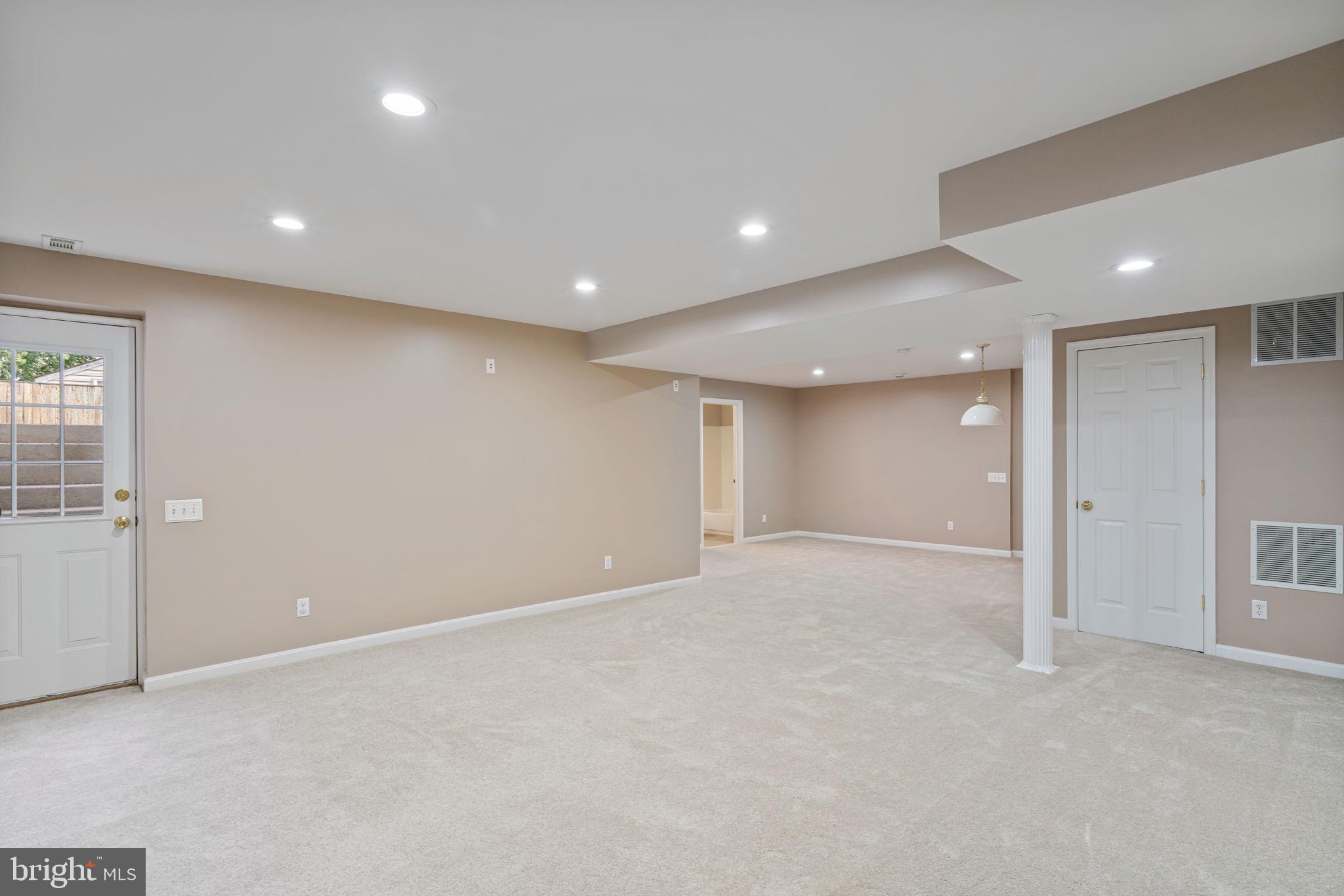 WINDING CREEK ESTATES - Residential