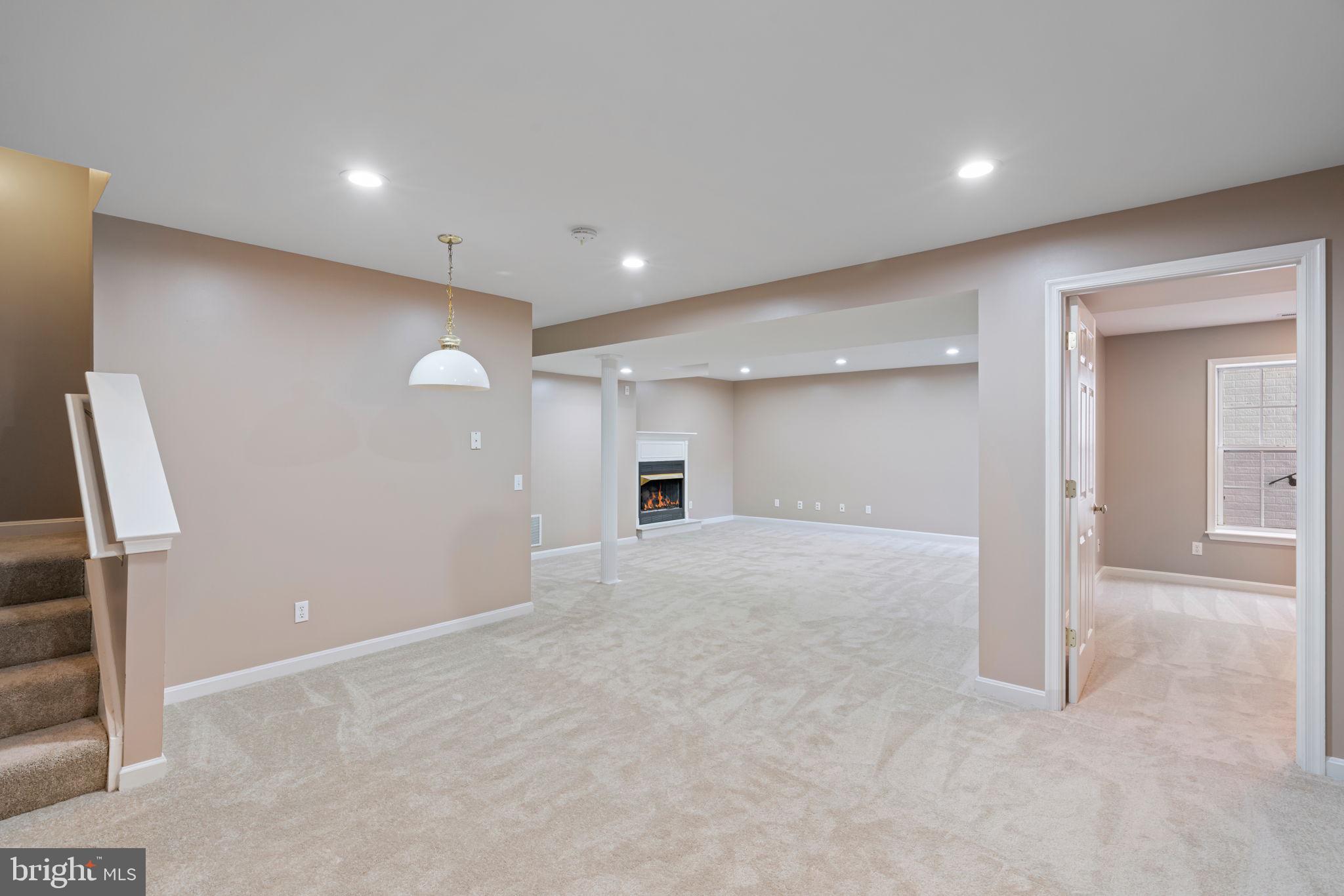 WINDING CREEK ESTATES - Residential