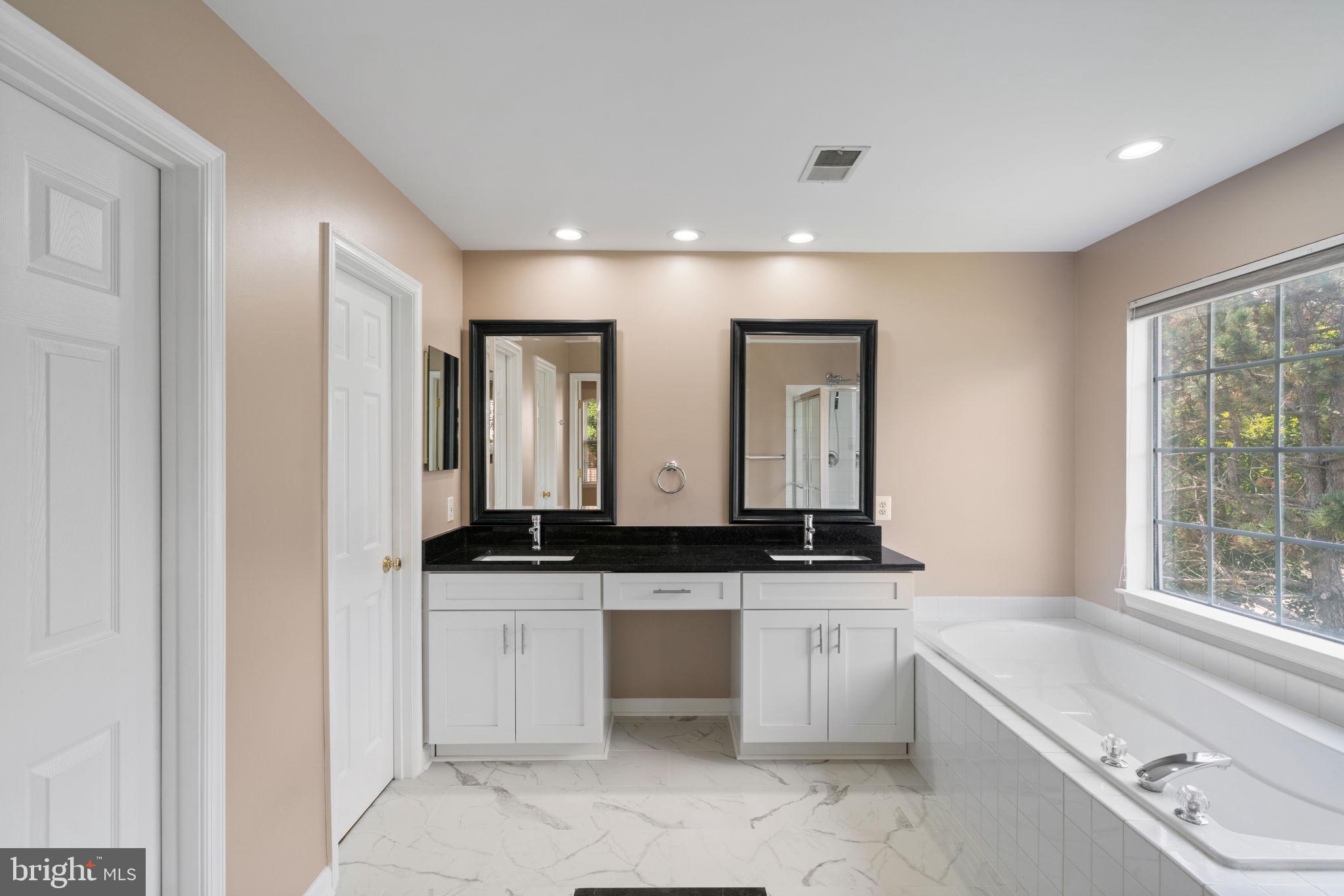 WINDING CREEK ESTATES - Residential