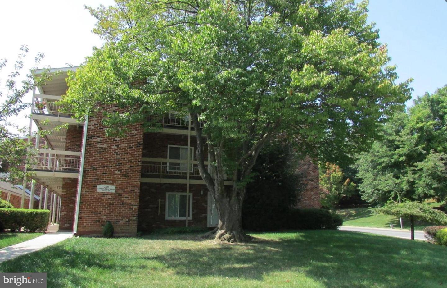 ROSSMOOR MUTUAL #14 - Residential