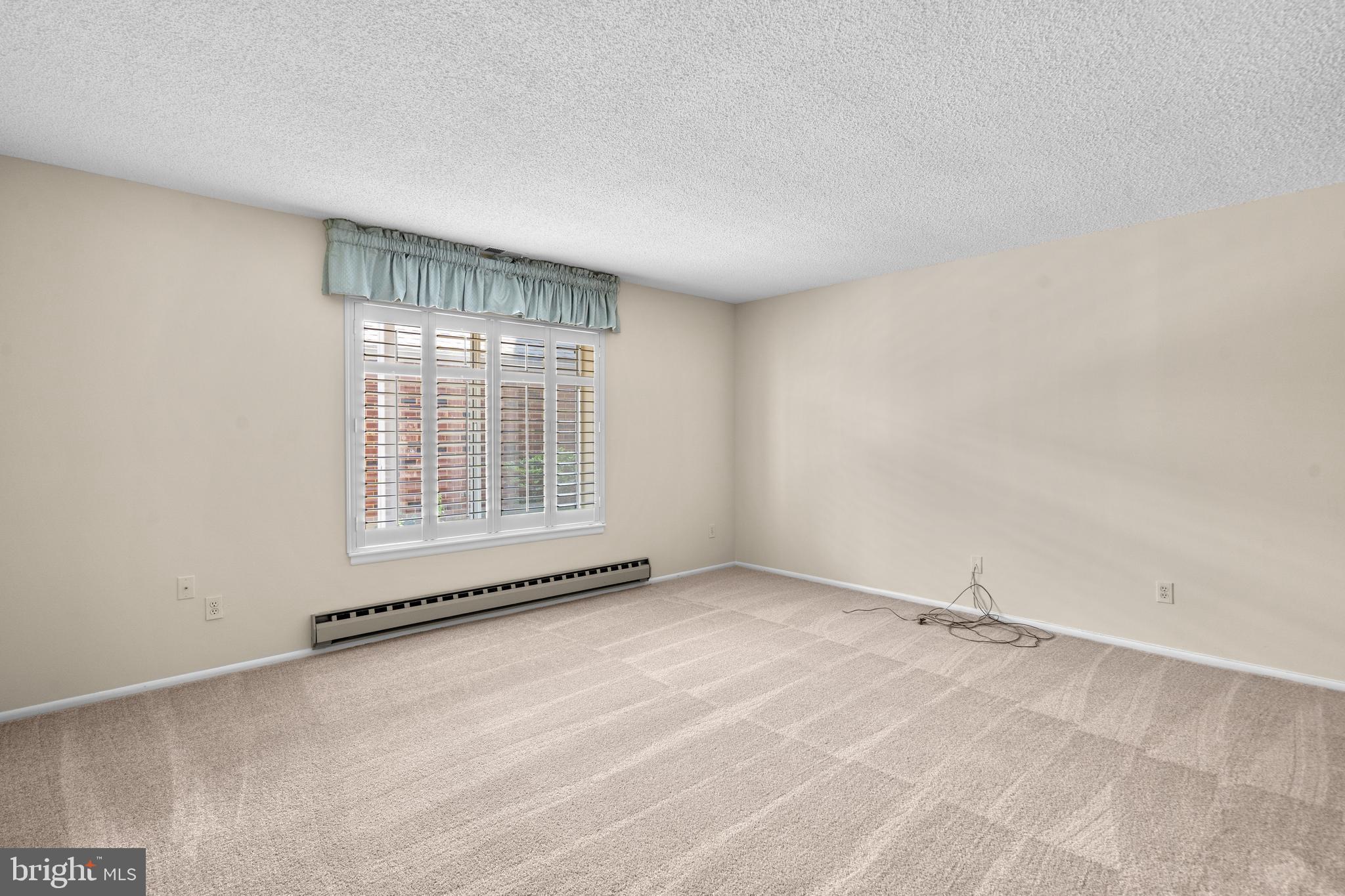 ROSSMOOR MUTUAL #14 - Residential