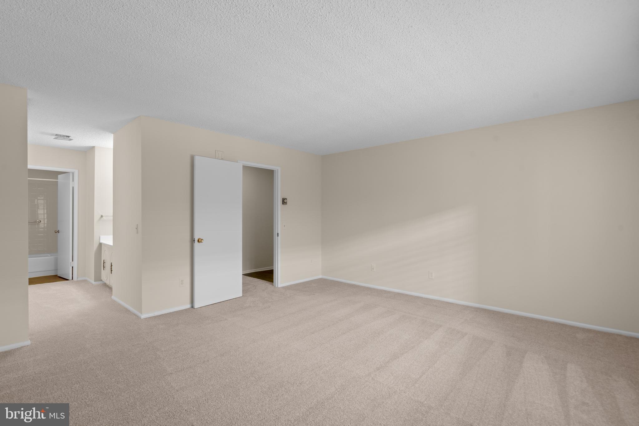 ROSSMOOR MUTUAL #14 - Residential