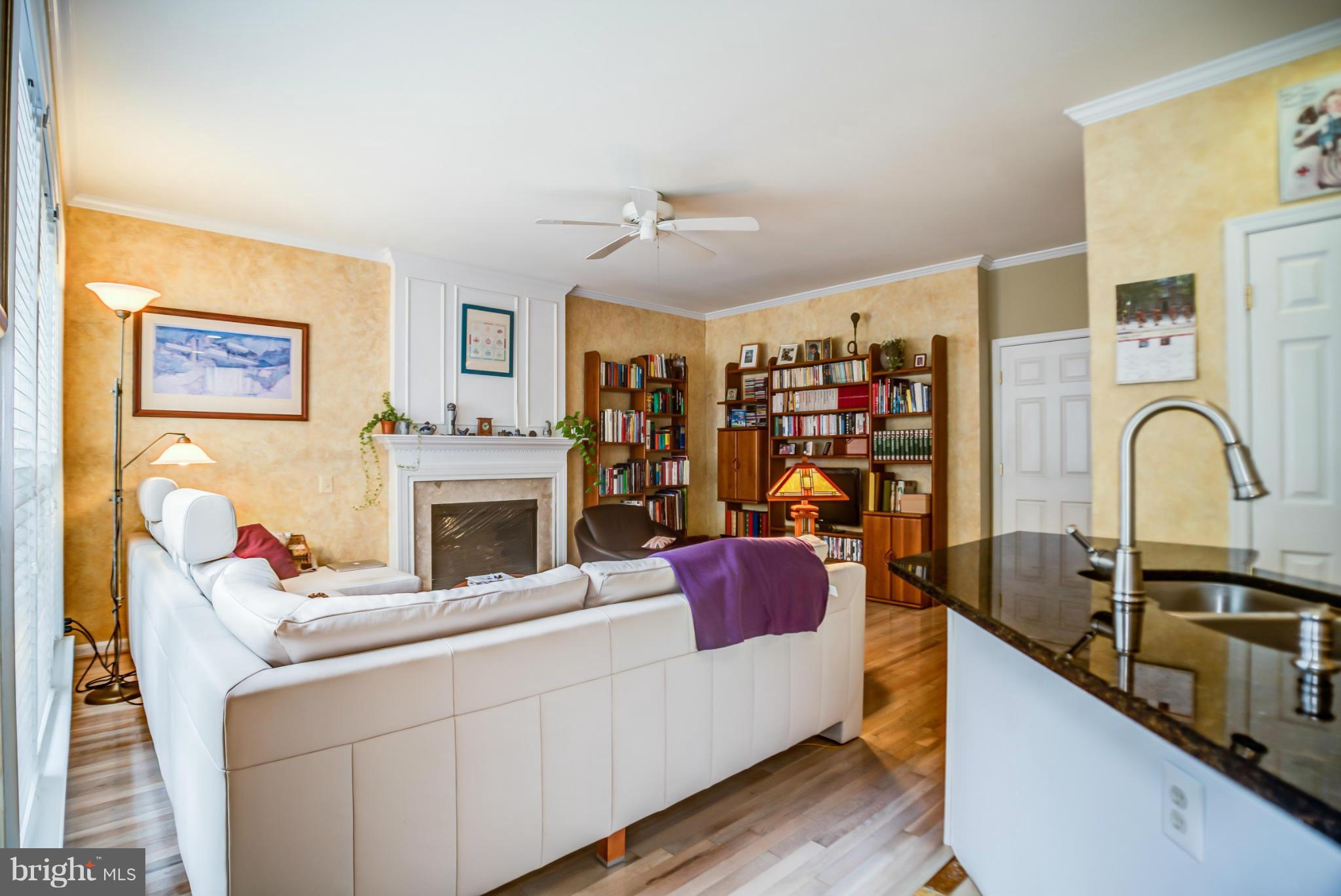 THE COURTS OF FOX MILL - Residential Lease