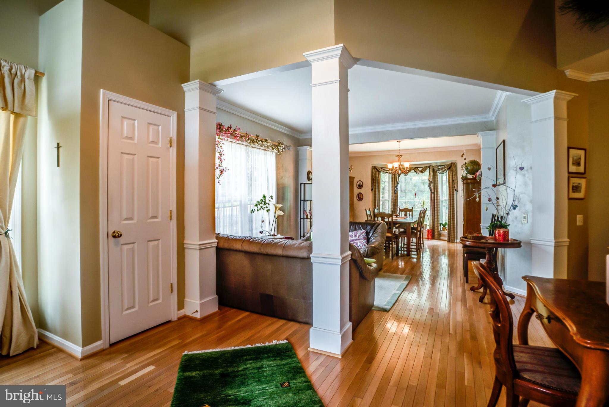 THE COURTS OF FOX MILL - Residential Lease