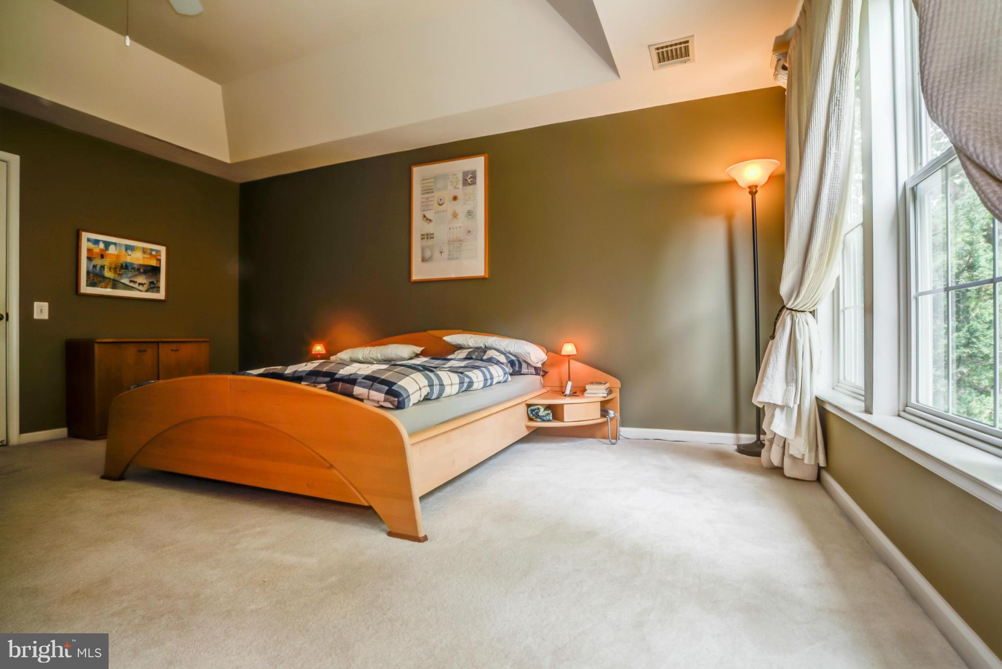 THE COURTS OF FOX MILL - Residential Lease