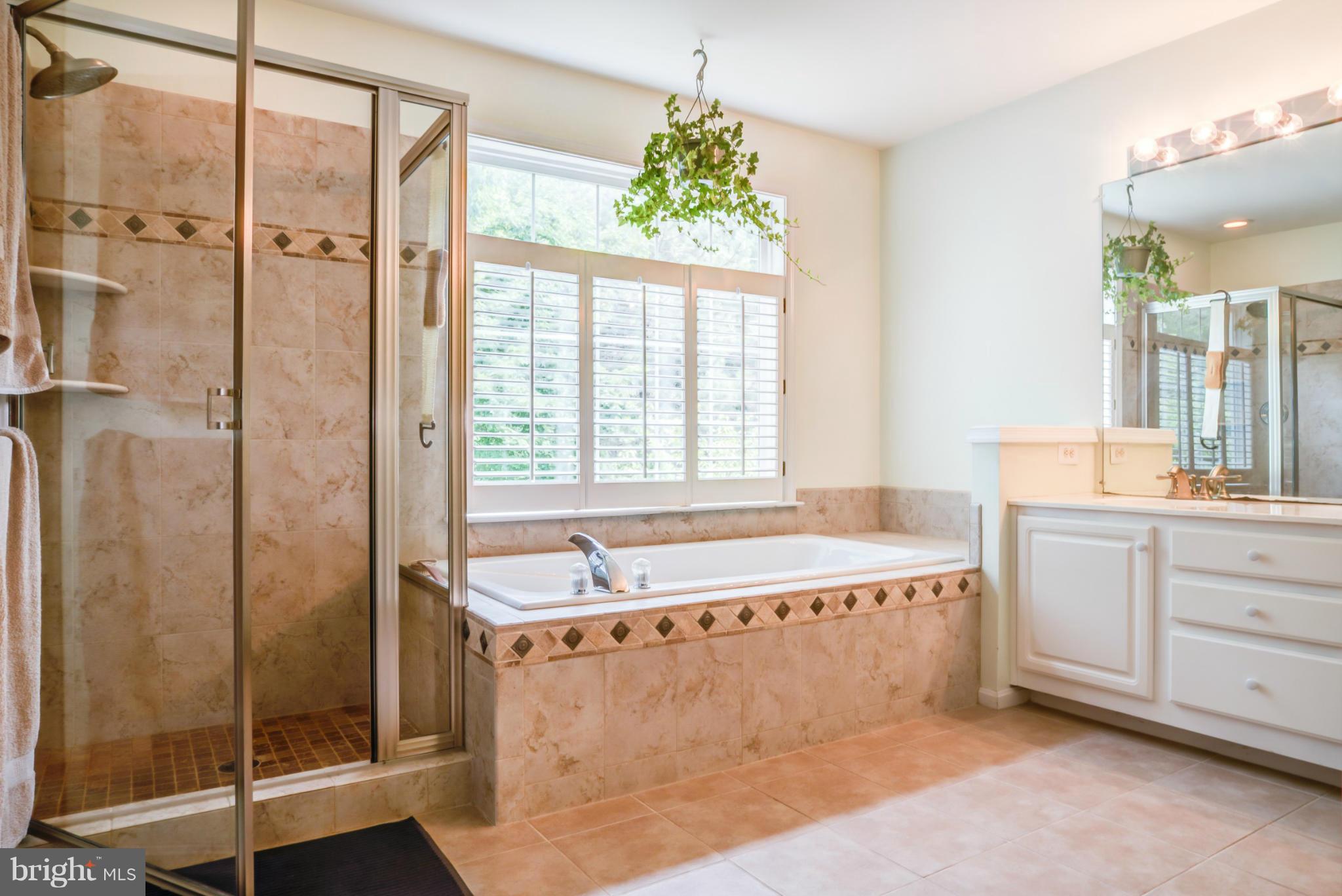 THE COURTS OF FOX MILL - Residential Lease