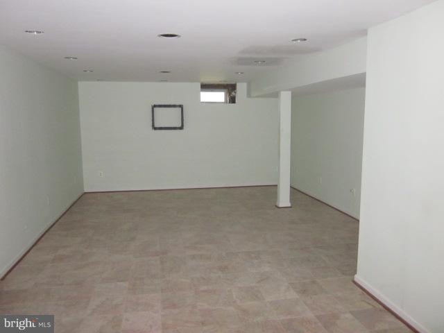 OLNEY OUTSIDE - Residential