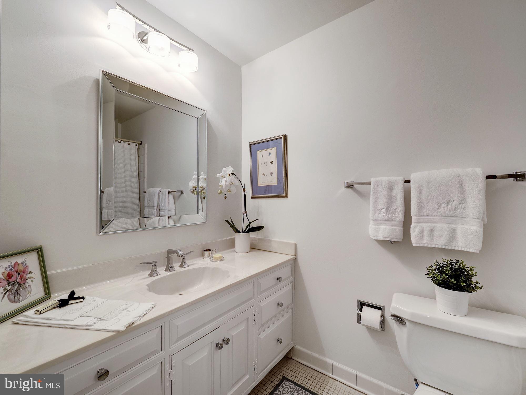 OVERLOOK AT LEISURE WORLD - Residential