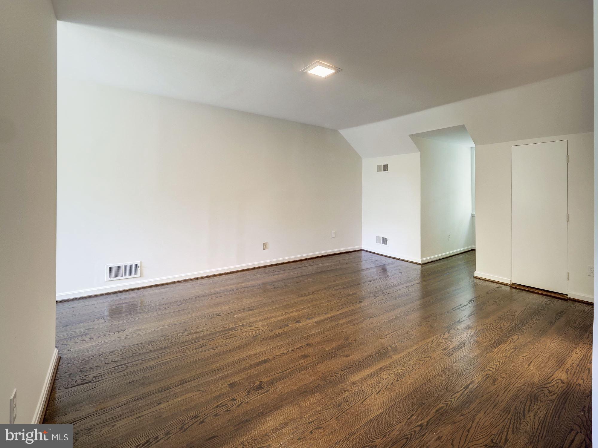 OVERLOOK AT LEISURE WORLD - Residential