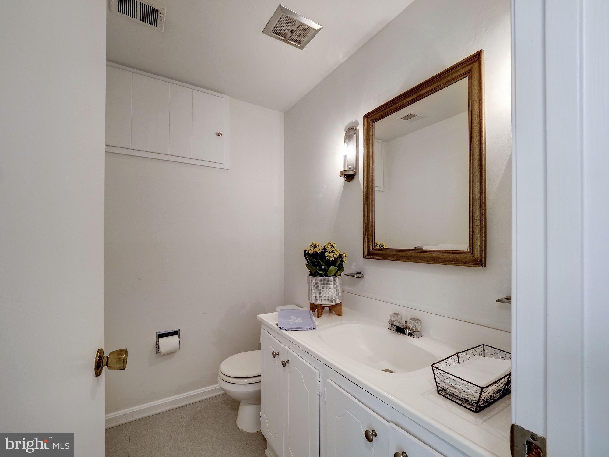 OVERLOOK AT LEISURE WORLD - Residential