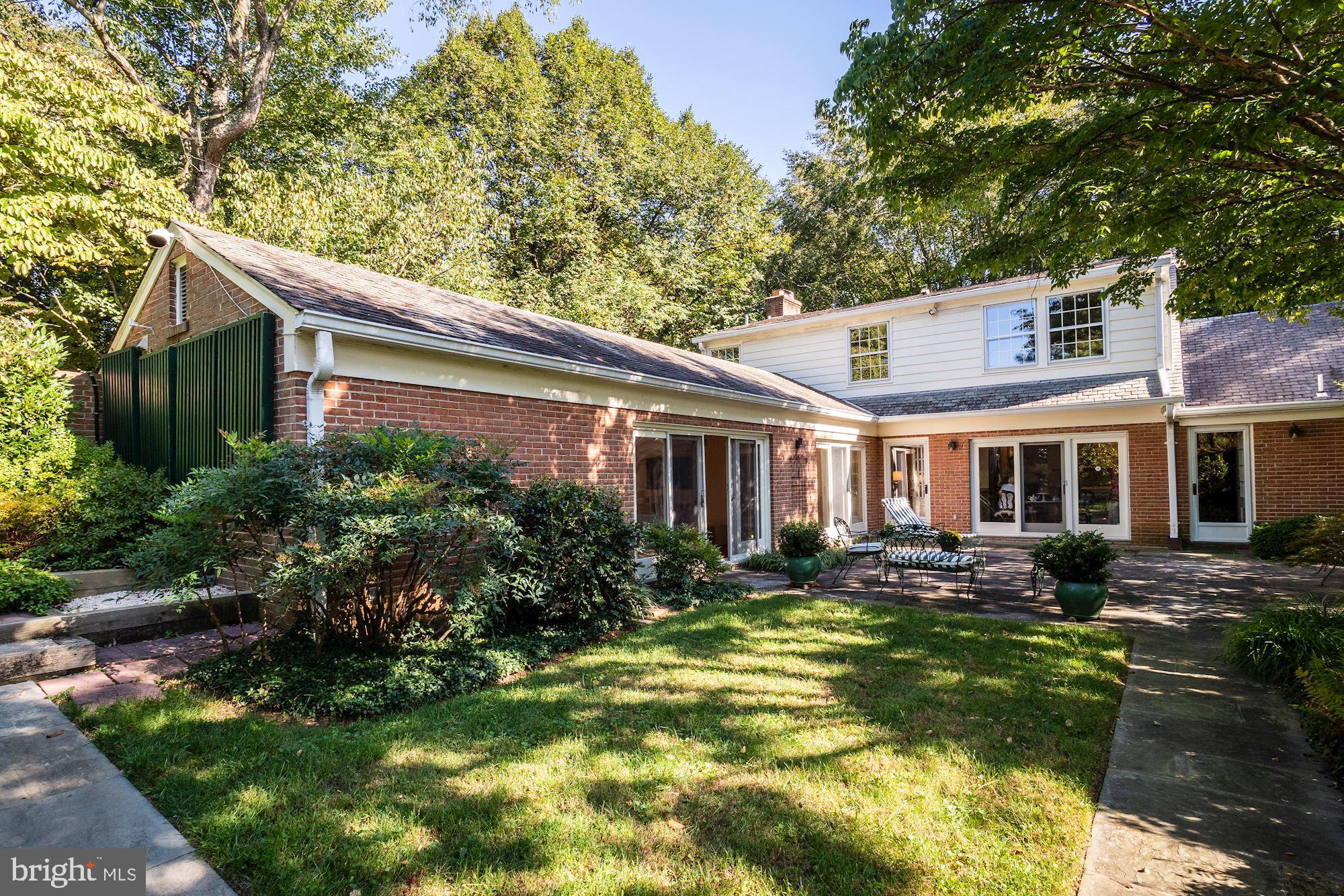 OVERLOOK AT LEISURE WORLD - Residential