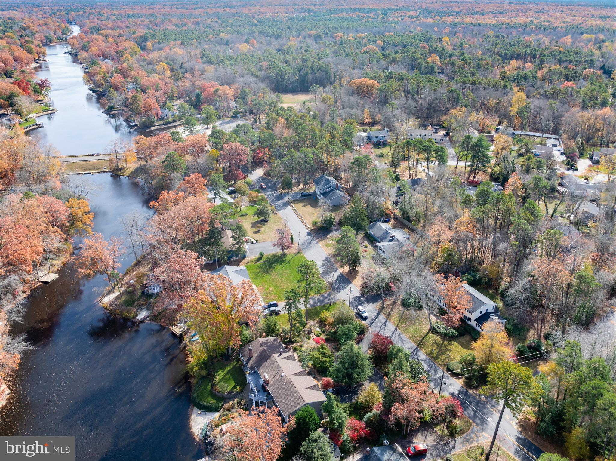 OAKWOOD LAKES - Residential