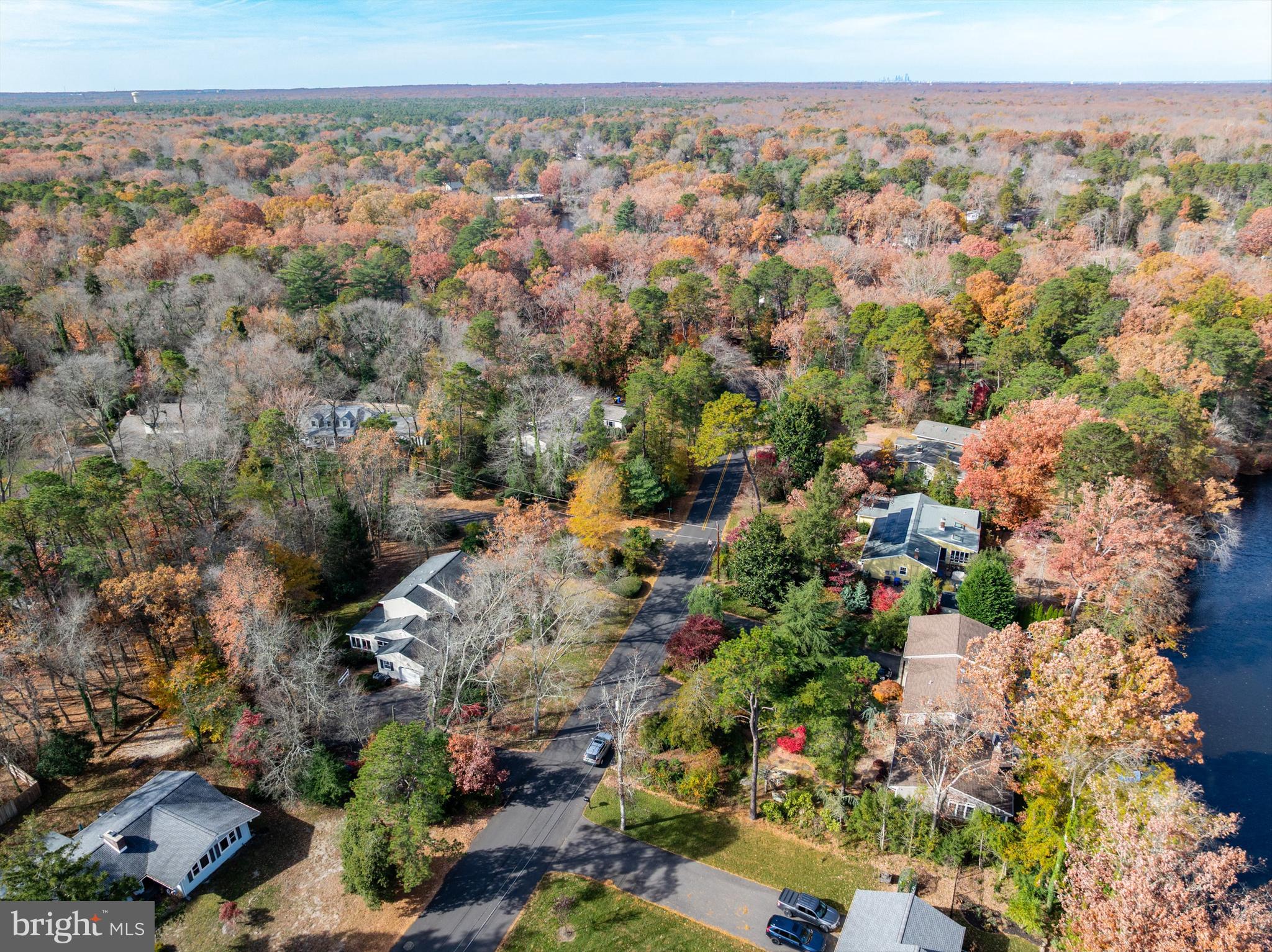 OAKWOOD LAKES - Residential