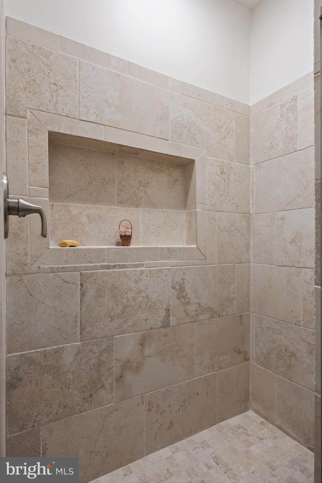 OAKWOOD LAKES - Residential