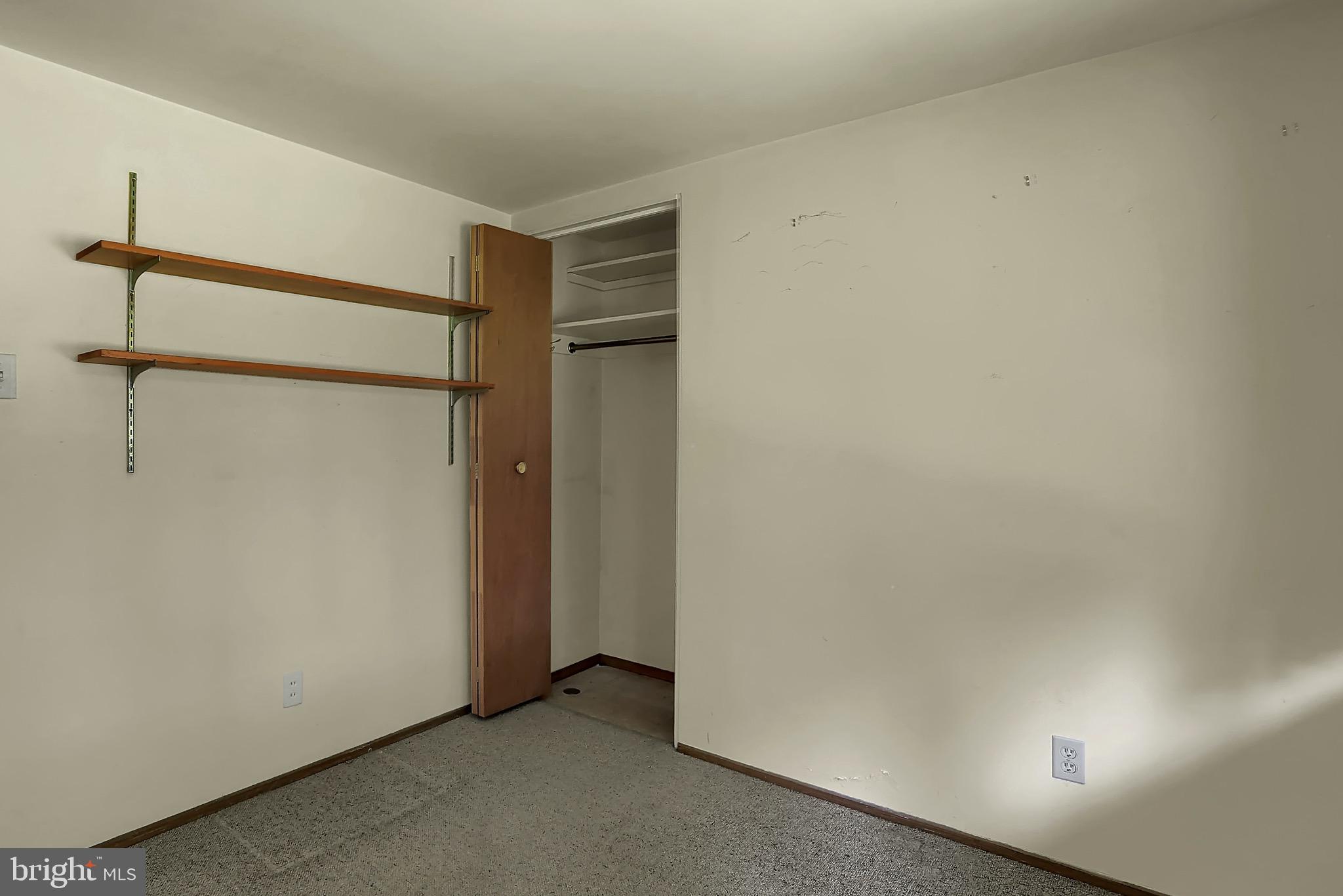 FOUNTAIN HEAD - Residential