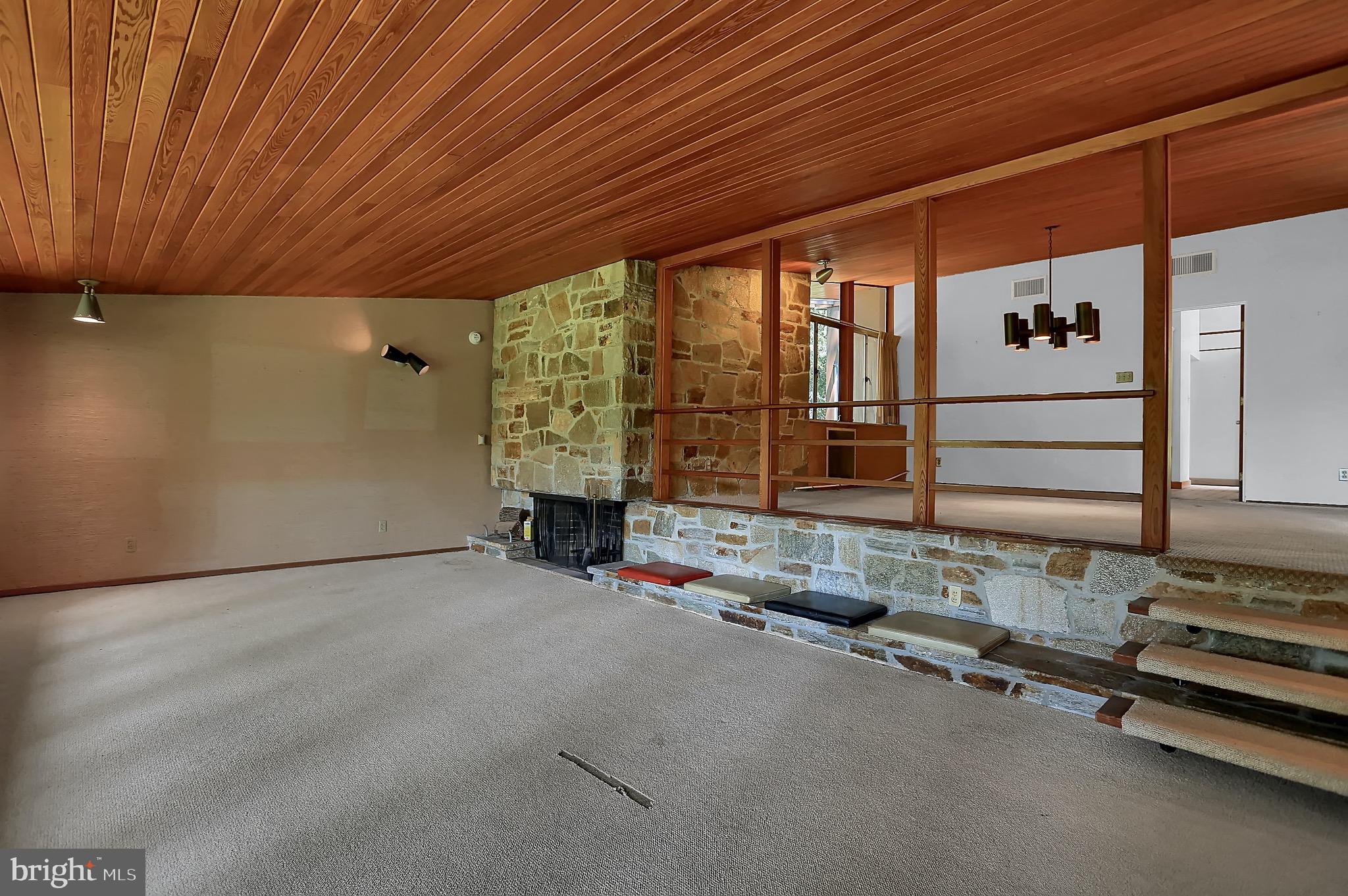 FOUNTAIN HEAD - Residential