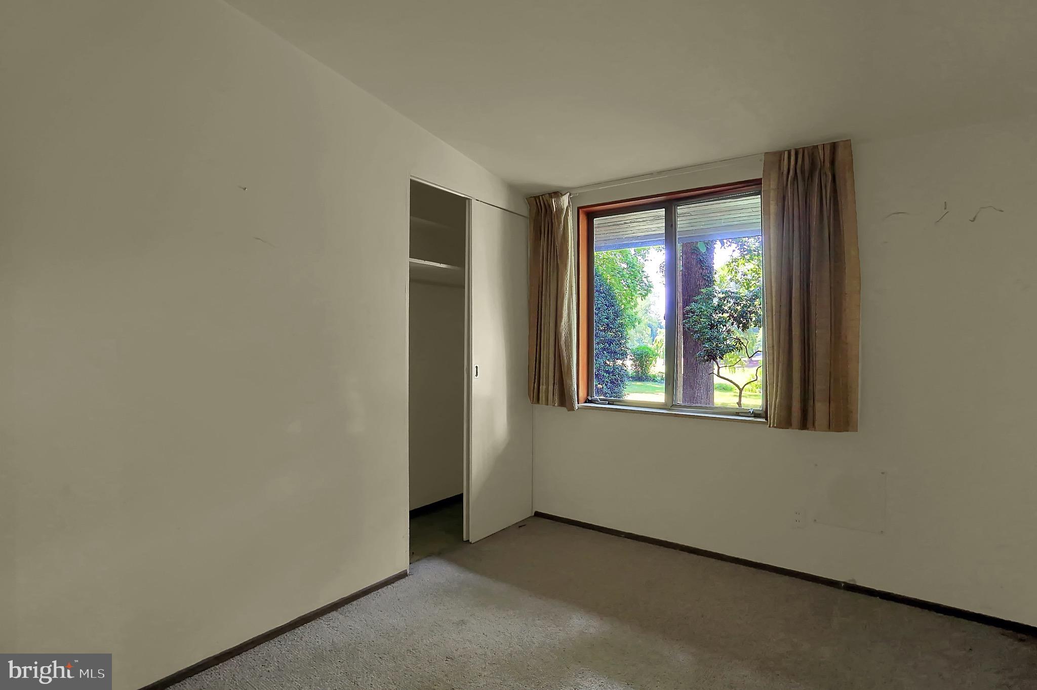 FOUNTAIN HEAD - Residential