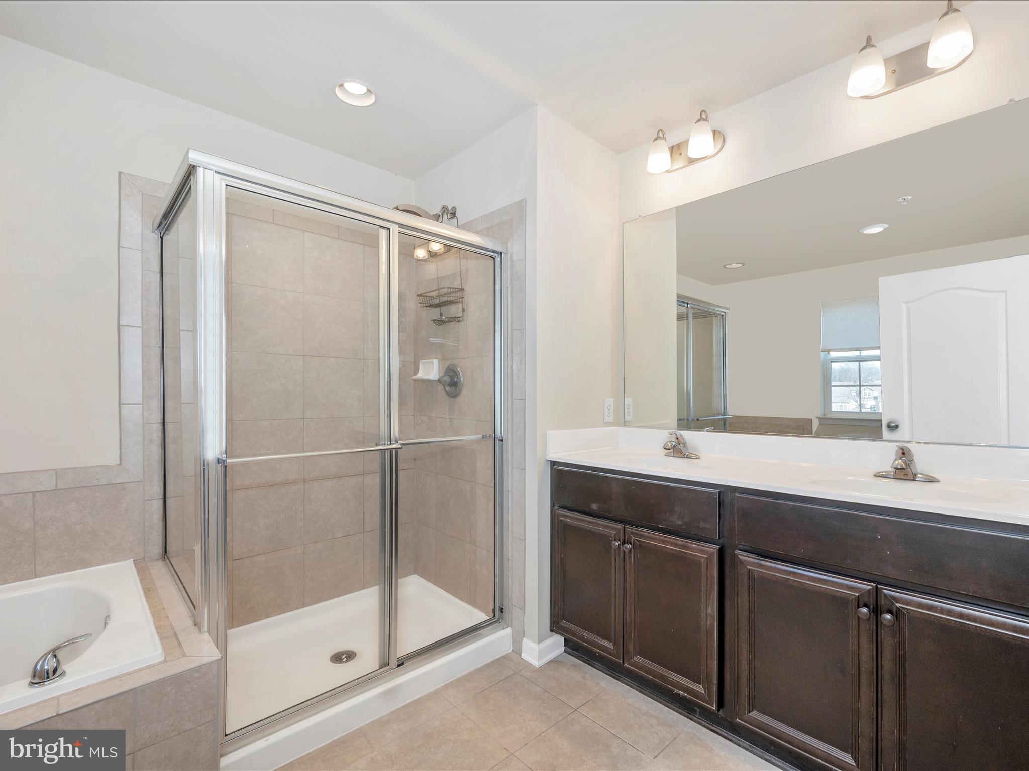 ROSEWOOD VILLAGE - Residential