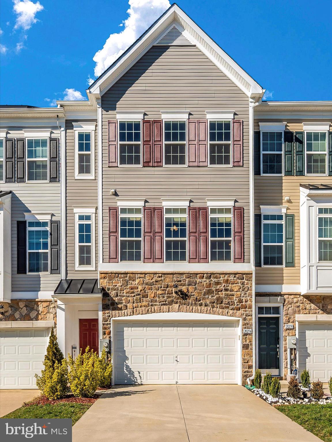 ROSEWOOD VILLAGE - Residential