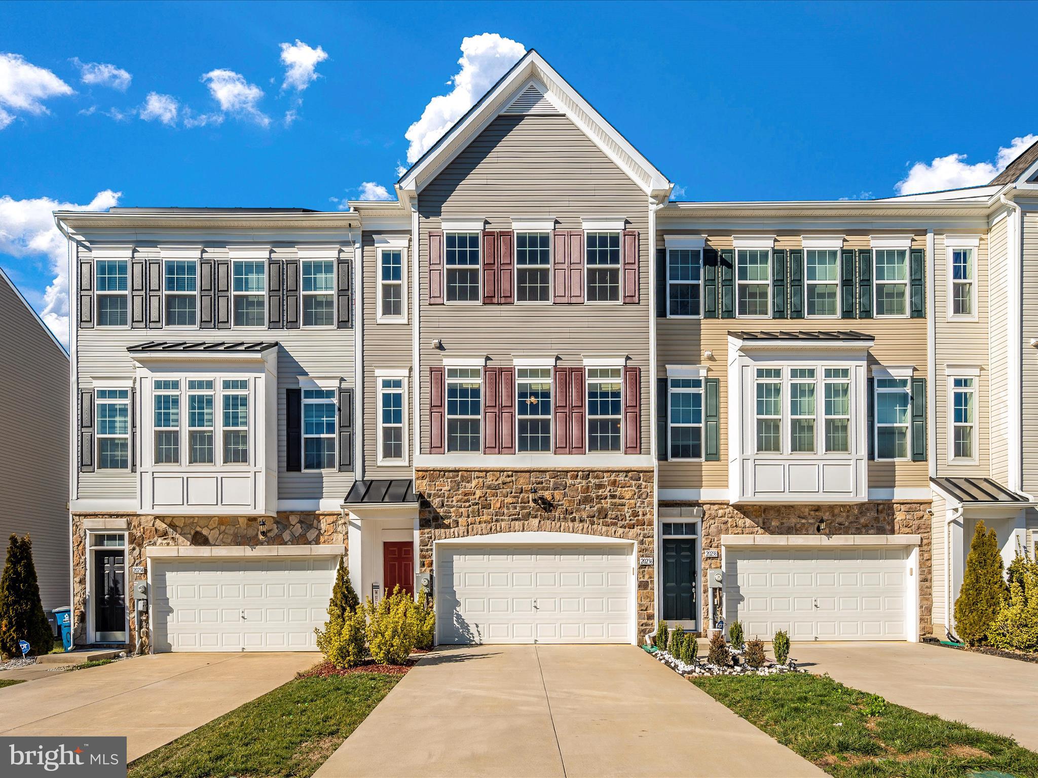 ROSEWOOD VILLAGE - Residential