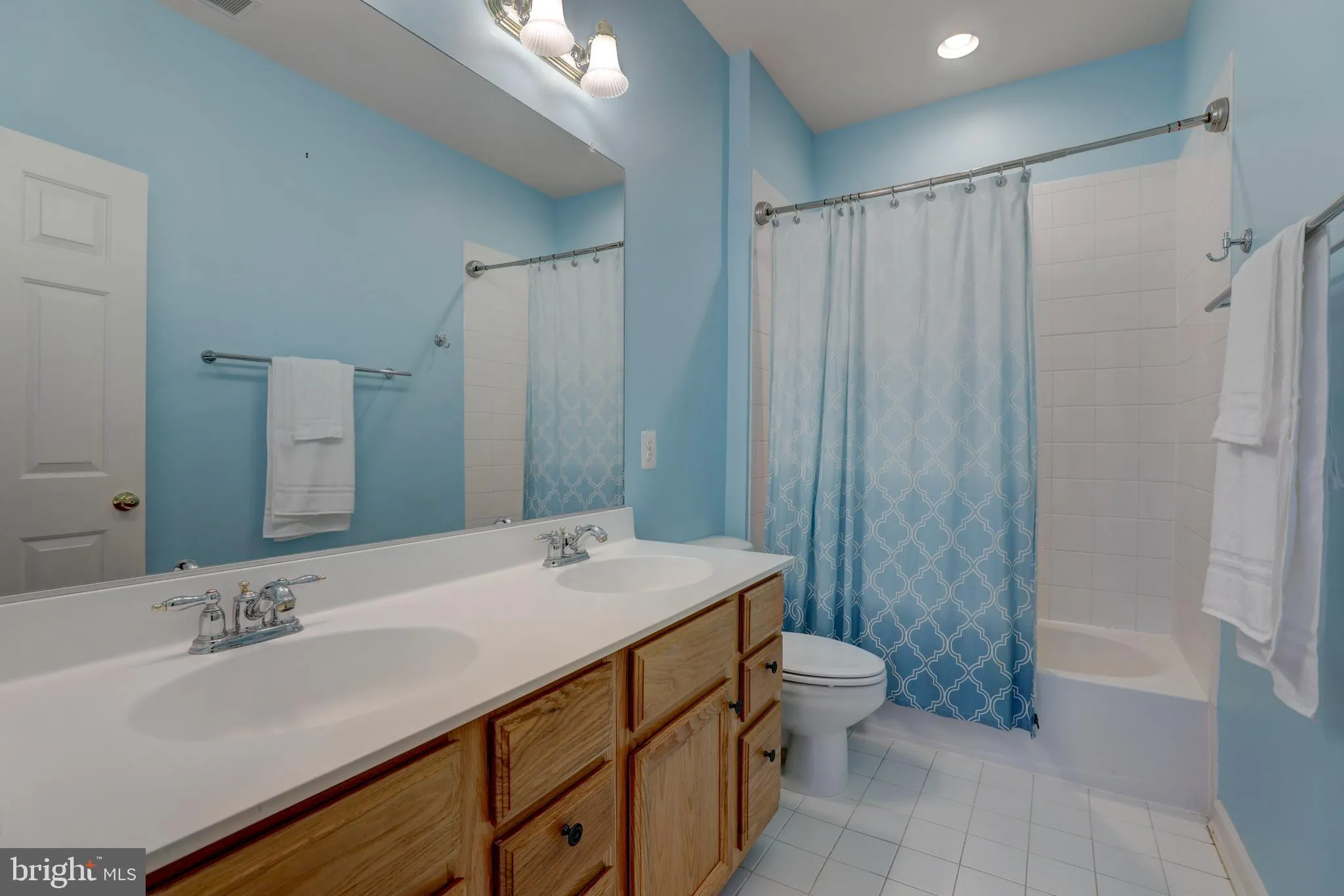 Perry Hall, Maryland 21128, United States, 4 Bedrooms Bedrooms, ,5 BathroomsBathrooms,Residential,Contingent,121475