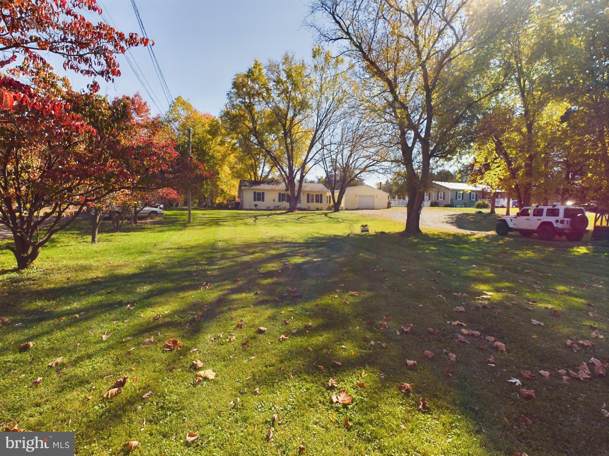 HIDDEN RIVER - Residential