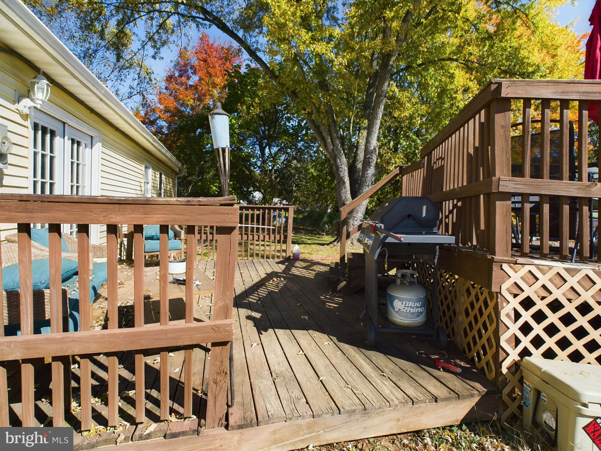 HIDDEN RIVER - Residential