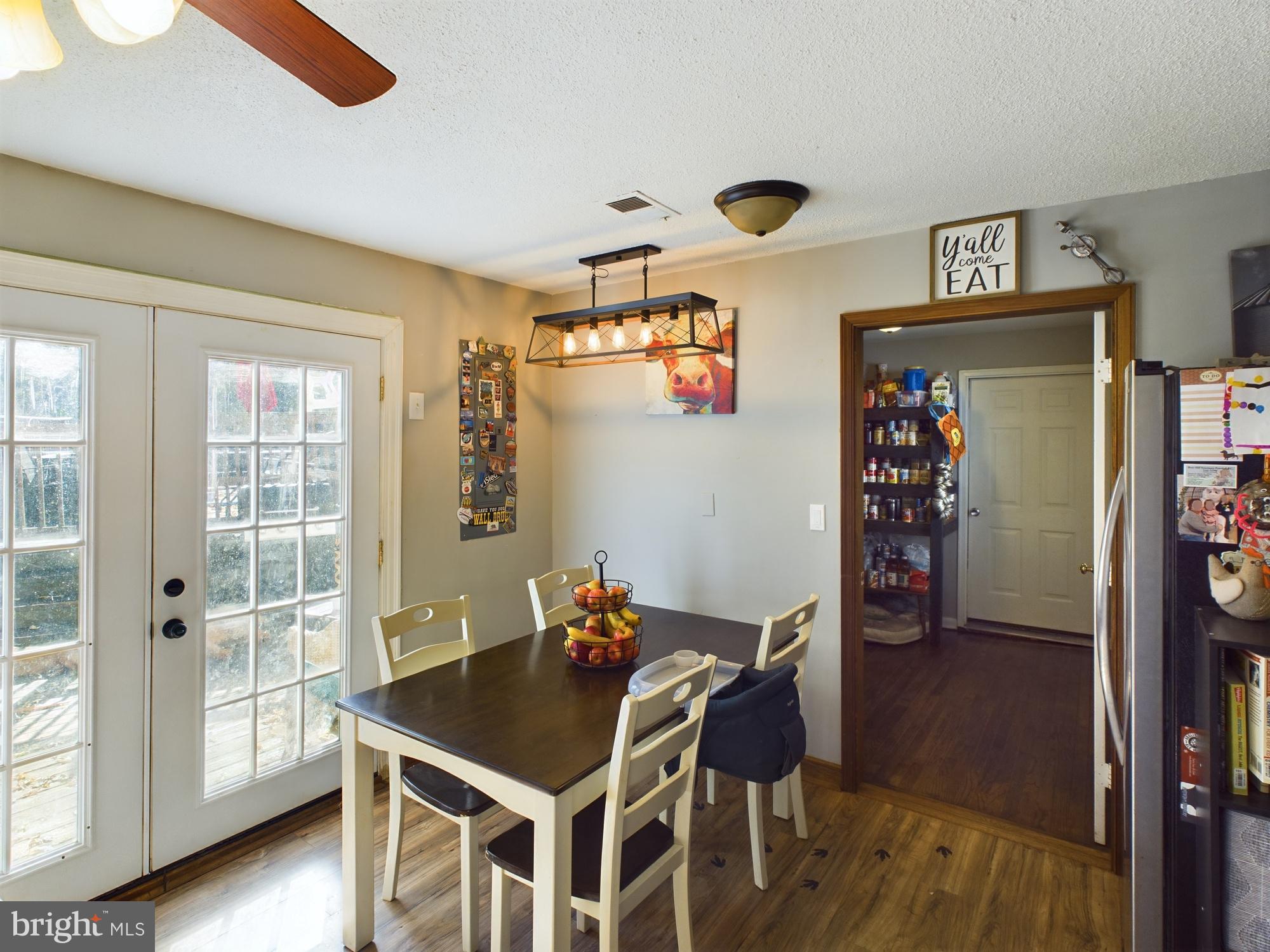 HIDDEN RIVER - Residential