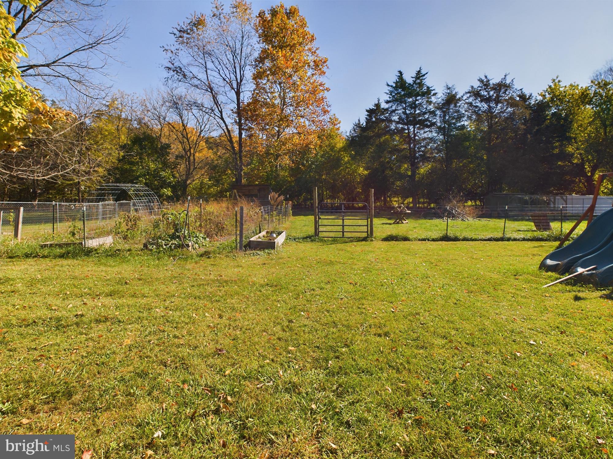 HIDDEN RIVER - Residential