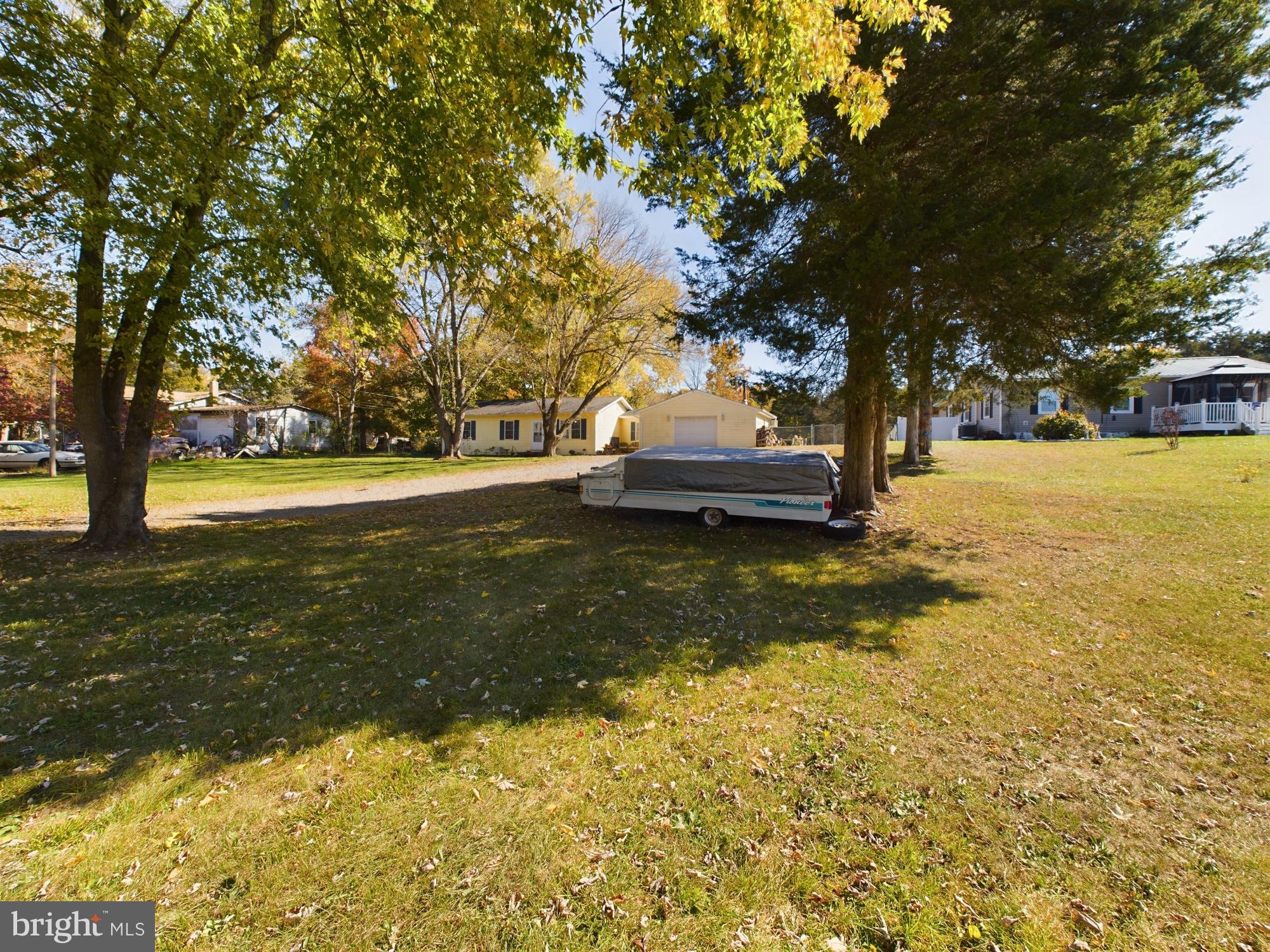 HIDDEN RIVER - Residential