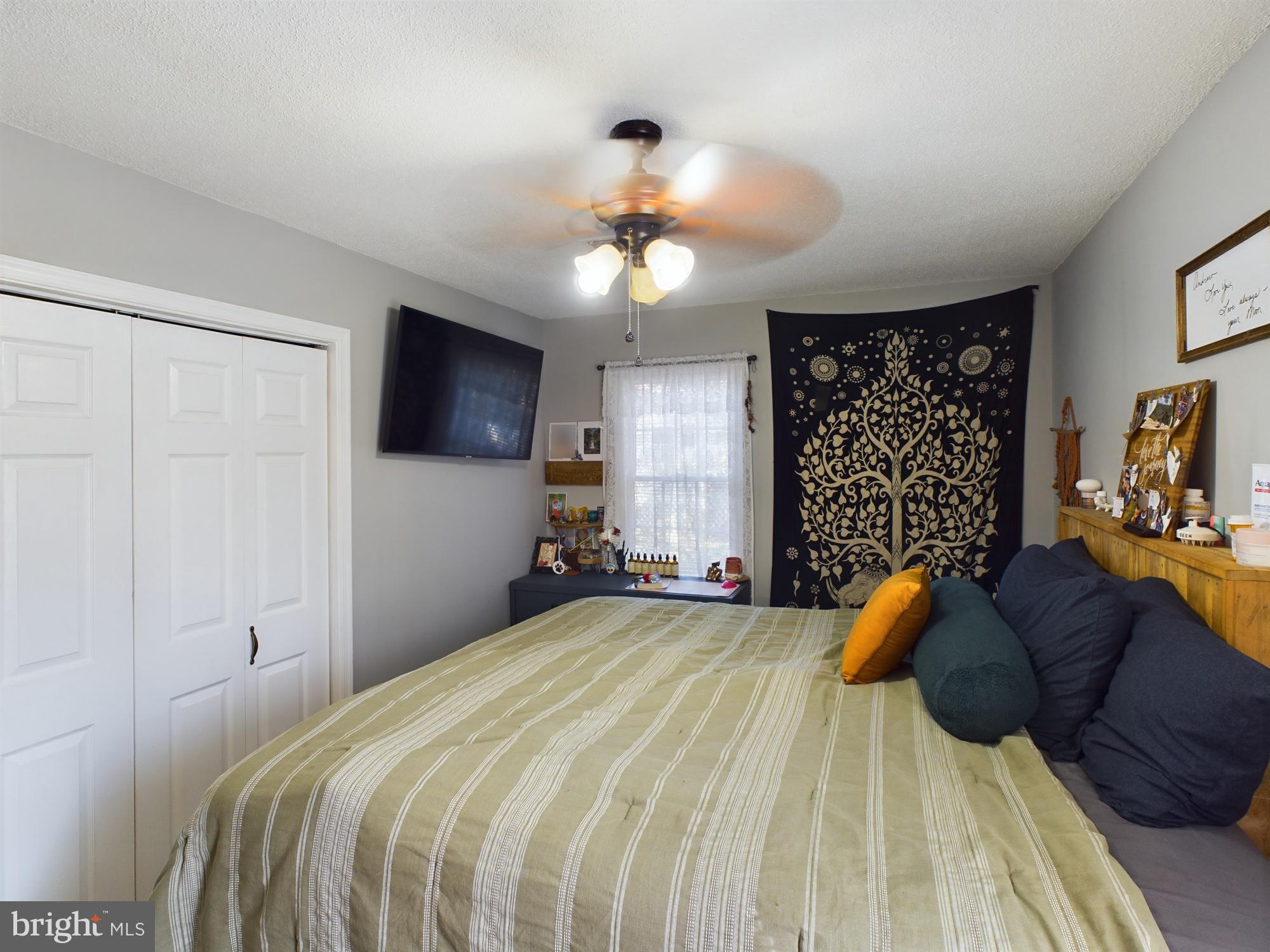 HIDDEN RIVER - Residential